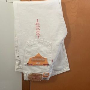 NWT white Levi’s 501 preshrunk button fly